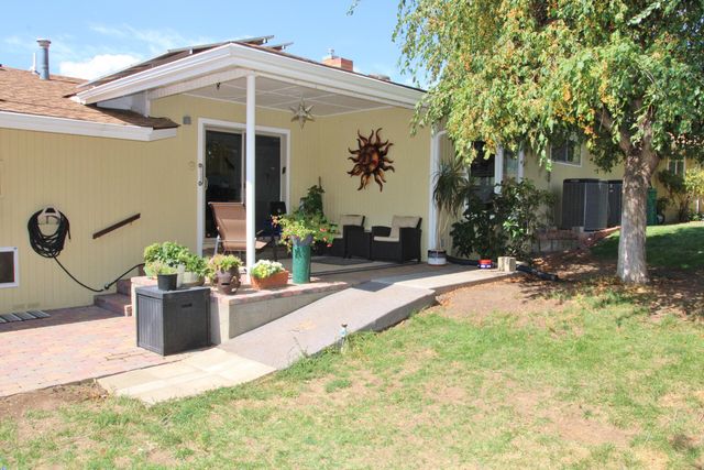2075 Calhoun Street, Klamath Falls, OR 97601