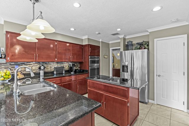 2159 BROAD WATER Drive, Jacksonville, FL 32225