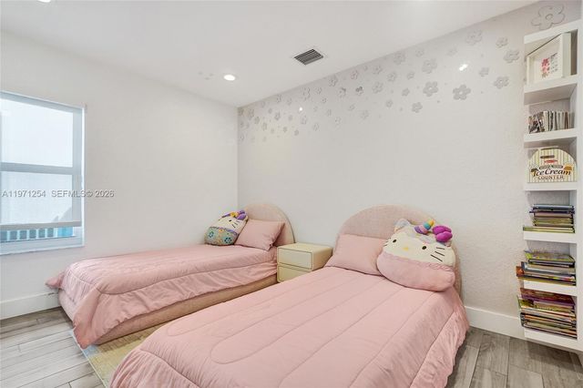 4928 SW 33rd Way, Hollywood, FL 33312