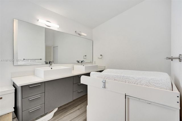 4928 SW 33rd Way, Hollywood, FL 33312