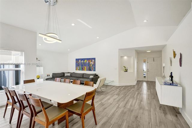 4928 SW 33rd Way, Hollywood, FL 33312