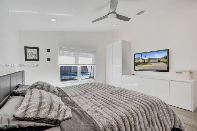 4928 SW 33rd Way, Hollywood, FL 33312