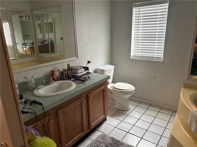 1124 Atlantis Dr, West Newton, PA 15089