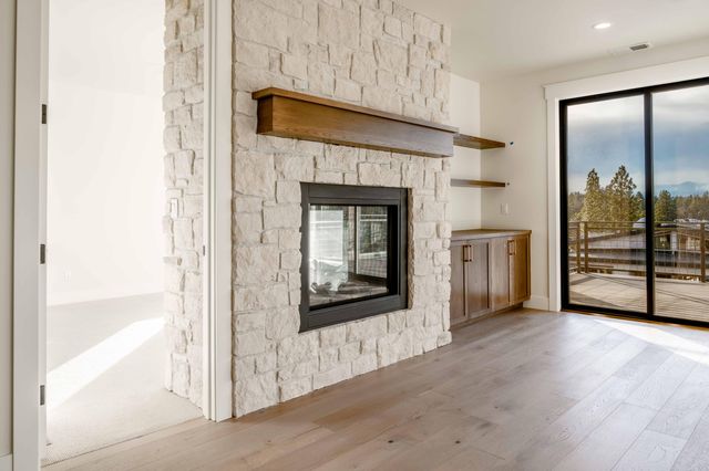 3032 NW Polarstar Avenue Lot 33, Bend, OR 97703