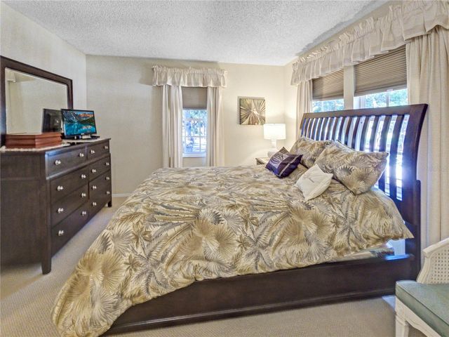 7991 MIDWAY DRIVE TERRACE L201, Ocala, FL 34472