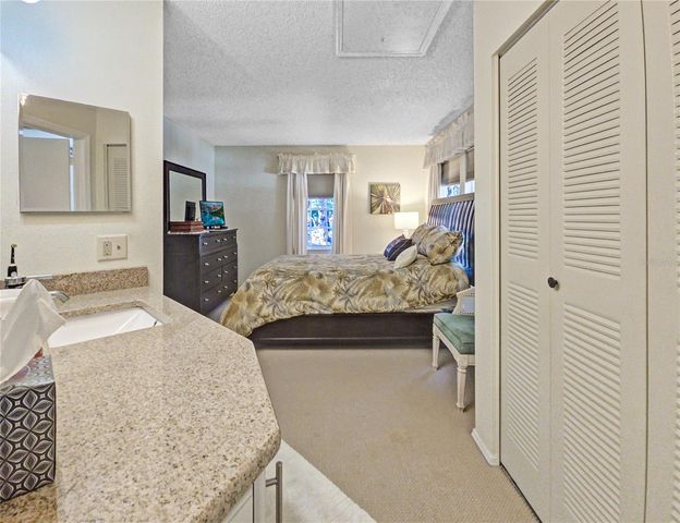 7991 MIDWAY DRIVE TERRACE L201, Ocala, FL 34472