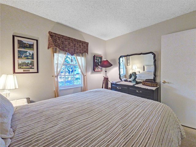 7991 MIDWAY DRIVE TERRACE L201, Ocala, FL 34472