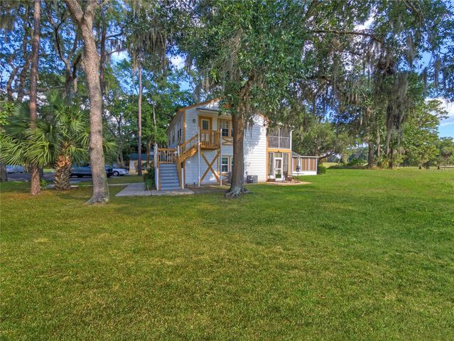 7991 MIDWAY DRIVE TERRACE L201, Ocala, FL 34472
