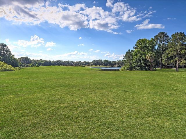 7991 MIDWAY DRIVE TERRACE L201, Ocala, FL 34472