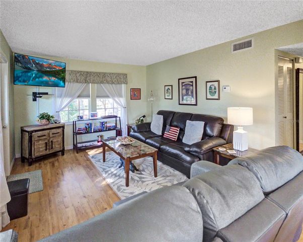 7991 MIDWAY DRIVE TERRACE L201, Ocala, FL 34472