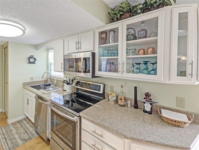 7991 MIDWAY DRIVE TERRACE L201, Ocala, FL 34472