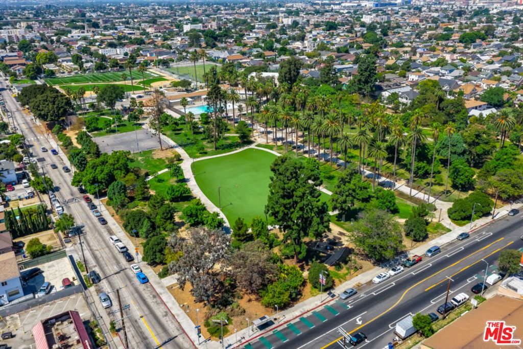 618 E 50th Street, Los Angeles, CA 90011 — photo 4