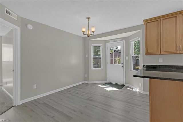 500 Wyn DR, Newport News, VA 23608