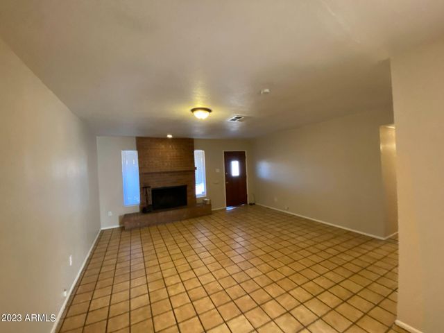 4251 W Keim Drive, Phoenix, AZ 85019