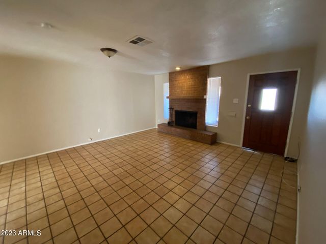 4251 W Keim Drive, Phoenix, AZ 85019