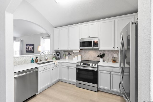 9322 Durham Ledge, San Antonio, TX 78254