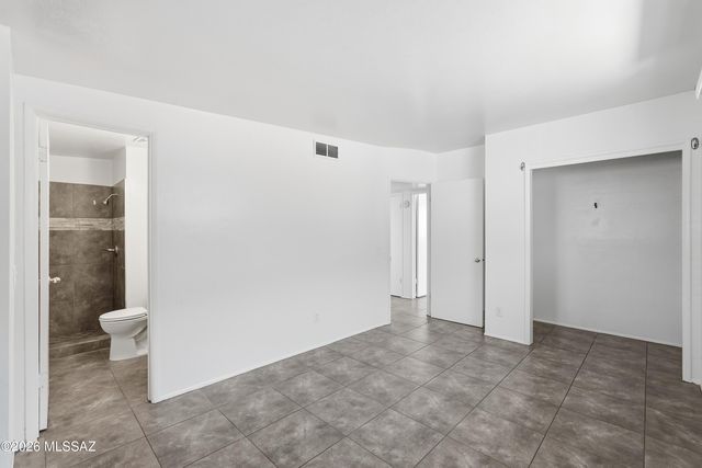 1808 W Caravelle Road, Tucson, AZ 85713