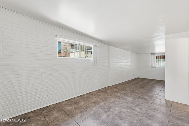 1808 W Caravelle Road, Tucson, AZ 85713