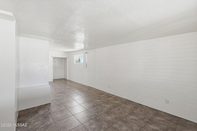 1808 W Caravelle Road, Tucson, AZ 85713