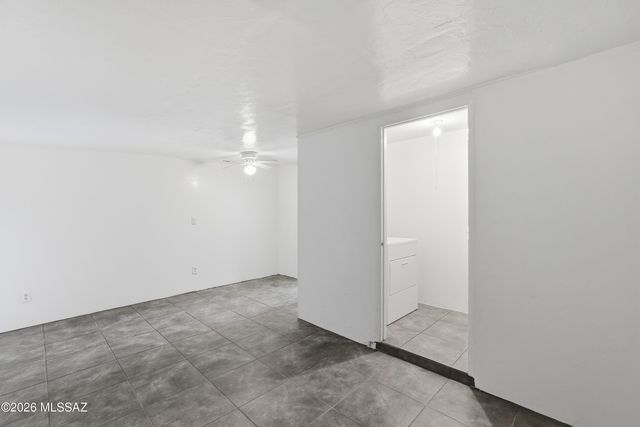 1808 W Caravelle Road, Tucson, AZ 85713