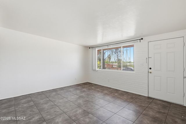1808 W Caravelle Road, Tucson, AZ 85713
