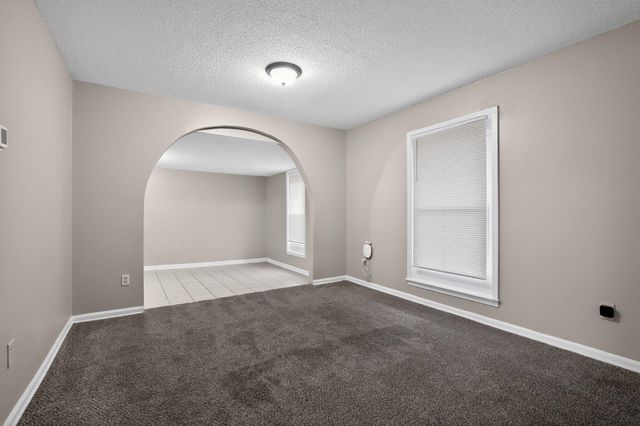 3461 GLENSHAW DR, Memphis, TN 38128