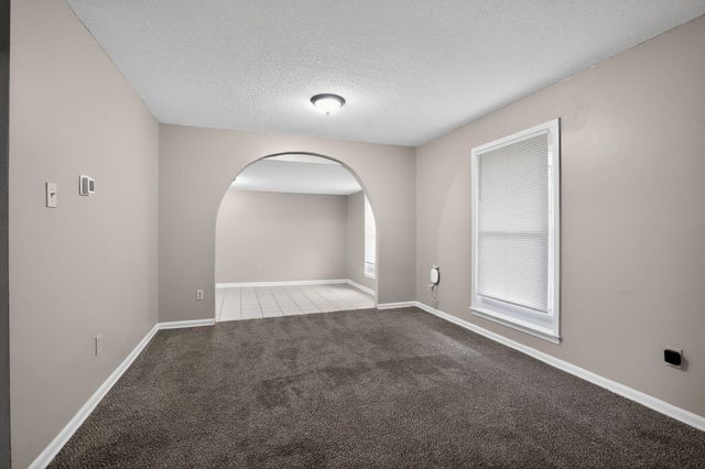 3461 GLENSHAW DR, Memphis, TN 38128