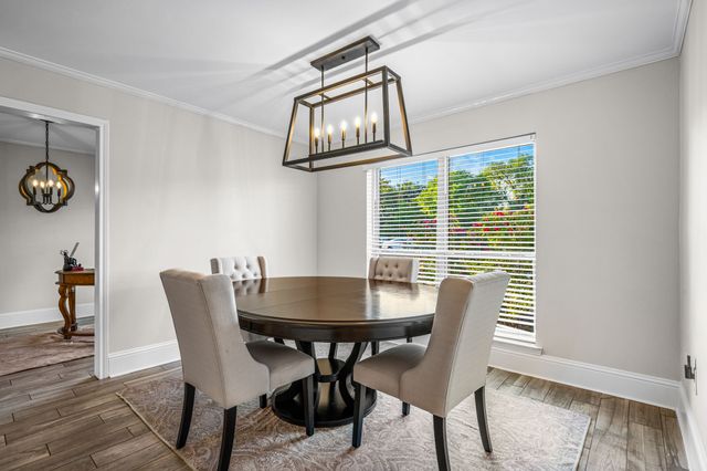 3556 Royal Lane, Dallas, TX 75229