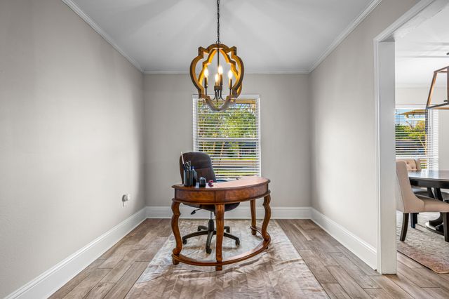 3556 Royal Lane, Dallas, TX 75229