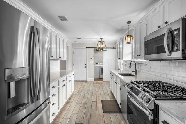 3556 Royal Lane, Dallas, TX 75229