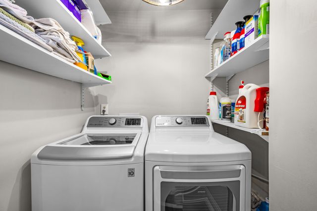 3556 Royal Lane, Dallas, TX 75229