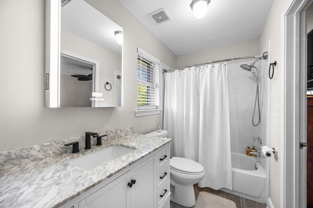 3556 Royal Lane, Dallas, TX 75229