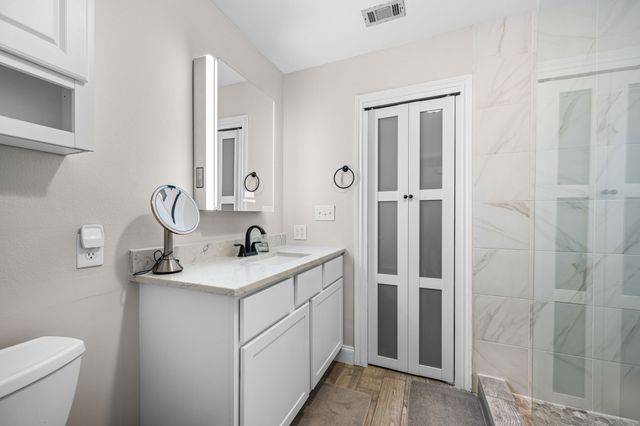 3556 Royal Lane, Dallas, TX 75229