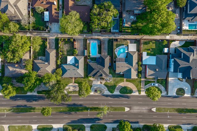 3556 Royal Lane, Dallas, TX 75229