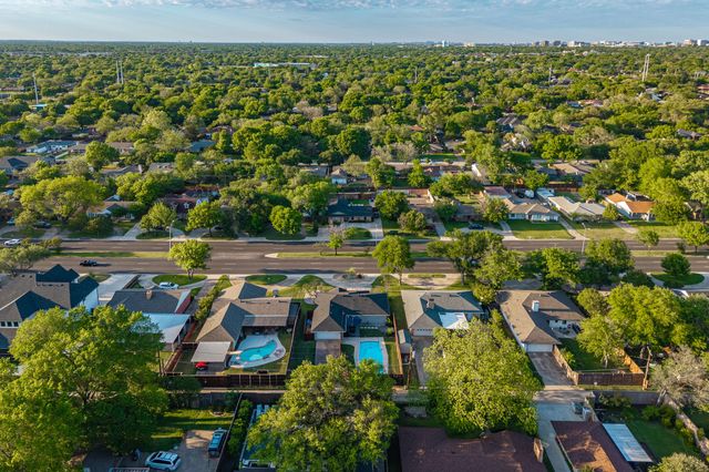 3556 Royal Lane, Dallas, TX 75229