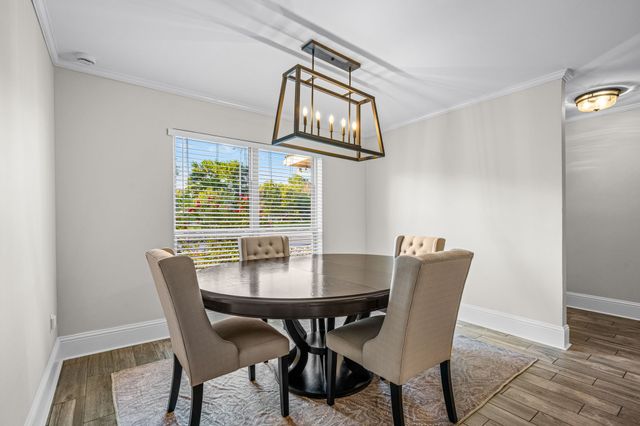 3556 Royal Lane, Dallas, TX 75229