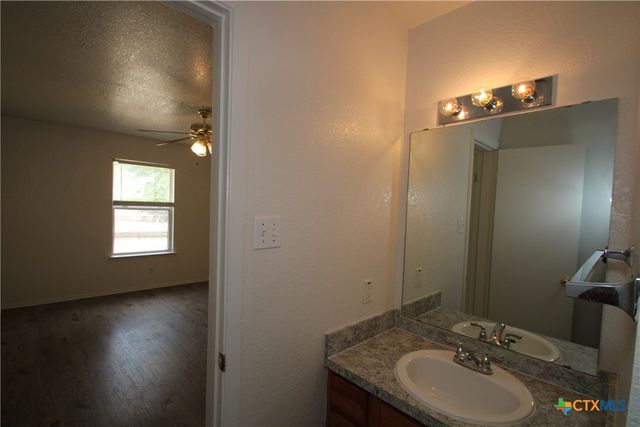 2604 Cross Timber Drive, Killeen, TX 76543