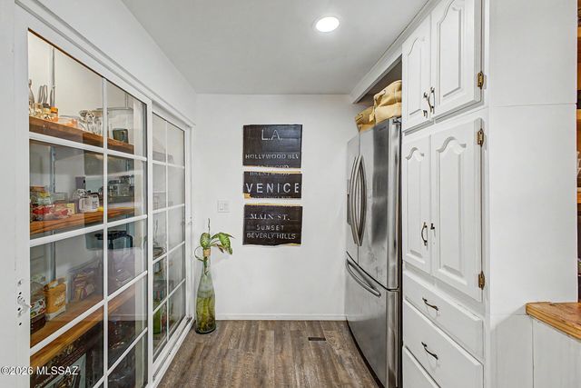 7951 E Hawthorne Street, Tucson, AZ 85710
