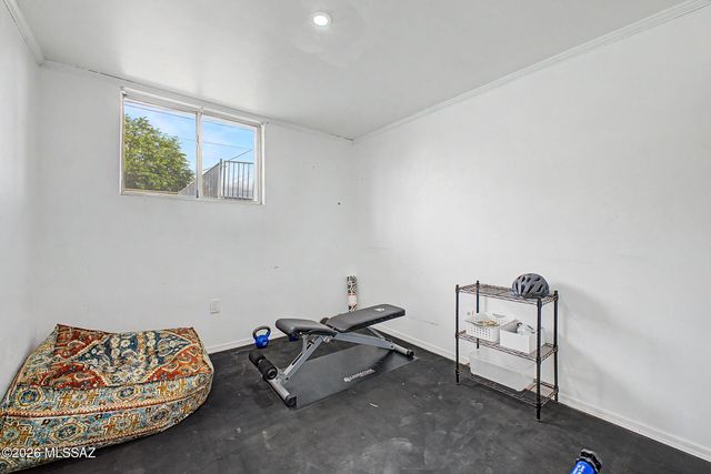 7951 E Hawthorne Street, Tucson, AZ 85710