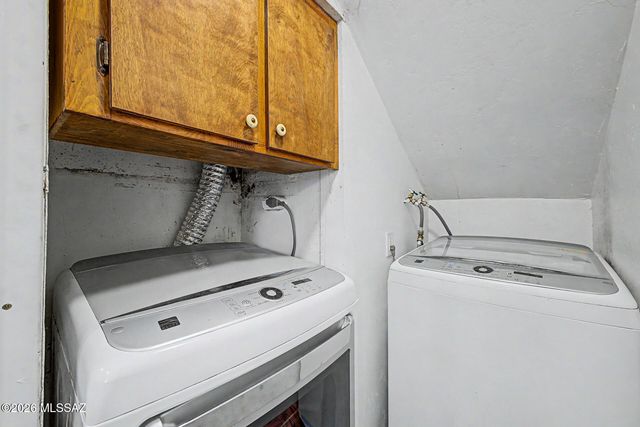 7951 E Hawthorne Street, Tucson, AZ 85710