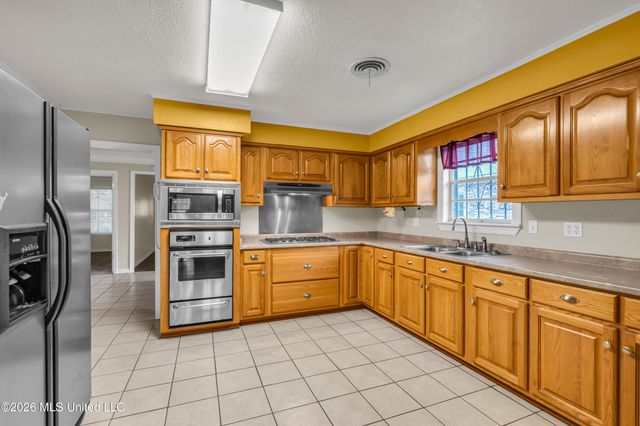 386 Lameuse Street, Biloxi, MS 39530