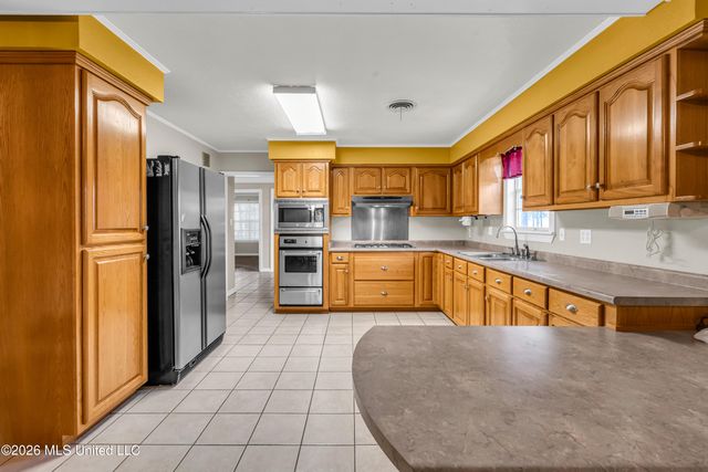 386 Lameuse Street, Biloxi, MS 39530