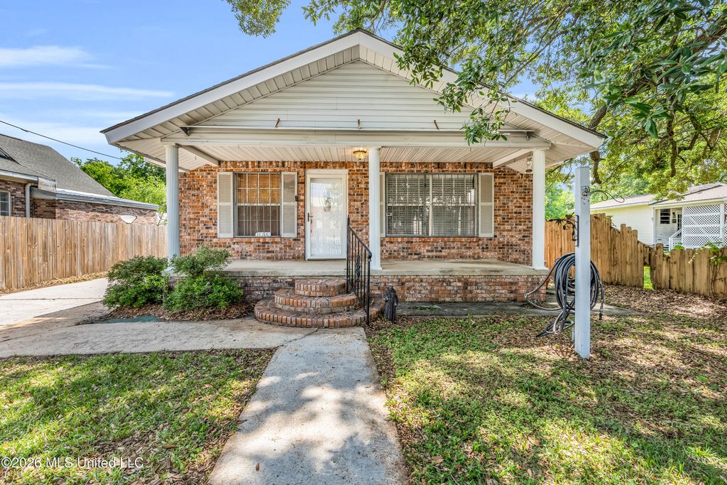 386 Lameuse Street, Biloxi, MS 39530