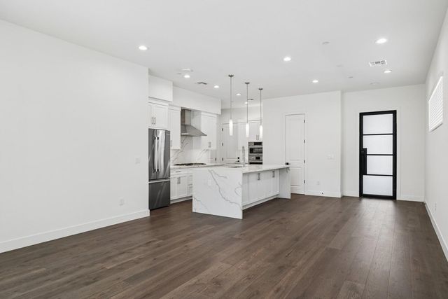 1 Easy Street Unit 19, Carefree, AZ 85377