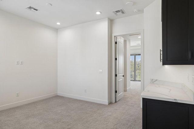 1 Easy Street Unit 19, Carefree, AZ 85377