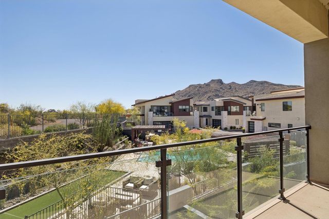 1 Easy Street Unit 19, Carefree, AZ 85377