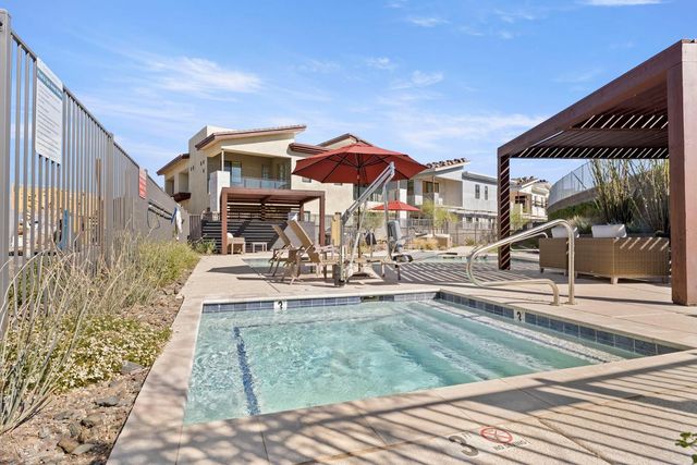 1 EASY Street N 19, Carefree, AZ 85377
