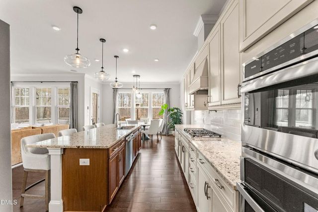 121 Mystic Pine Place, Apex, NC 27539