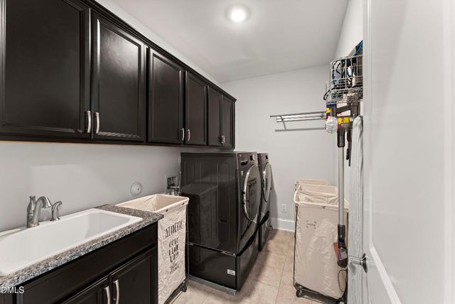 121 Mystic Pine Place, Apex, NC 27539