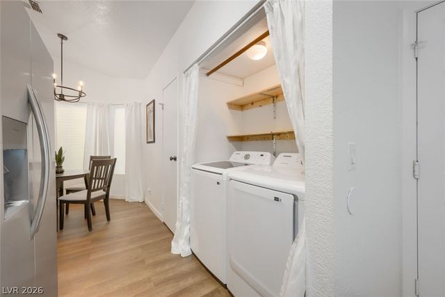 524 Crony Avenue, Henderson, NV 89011